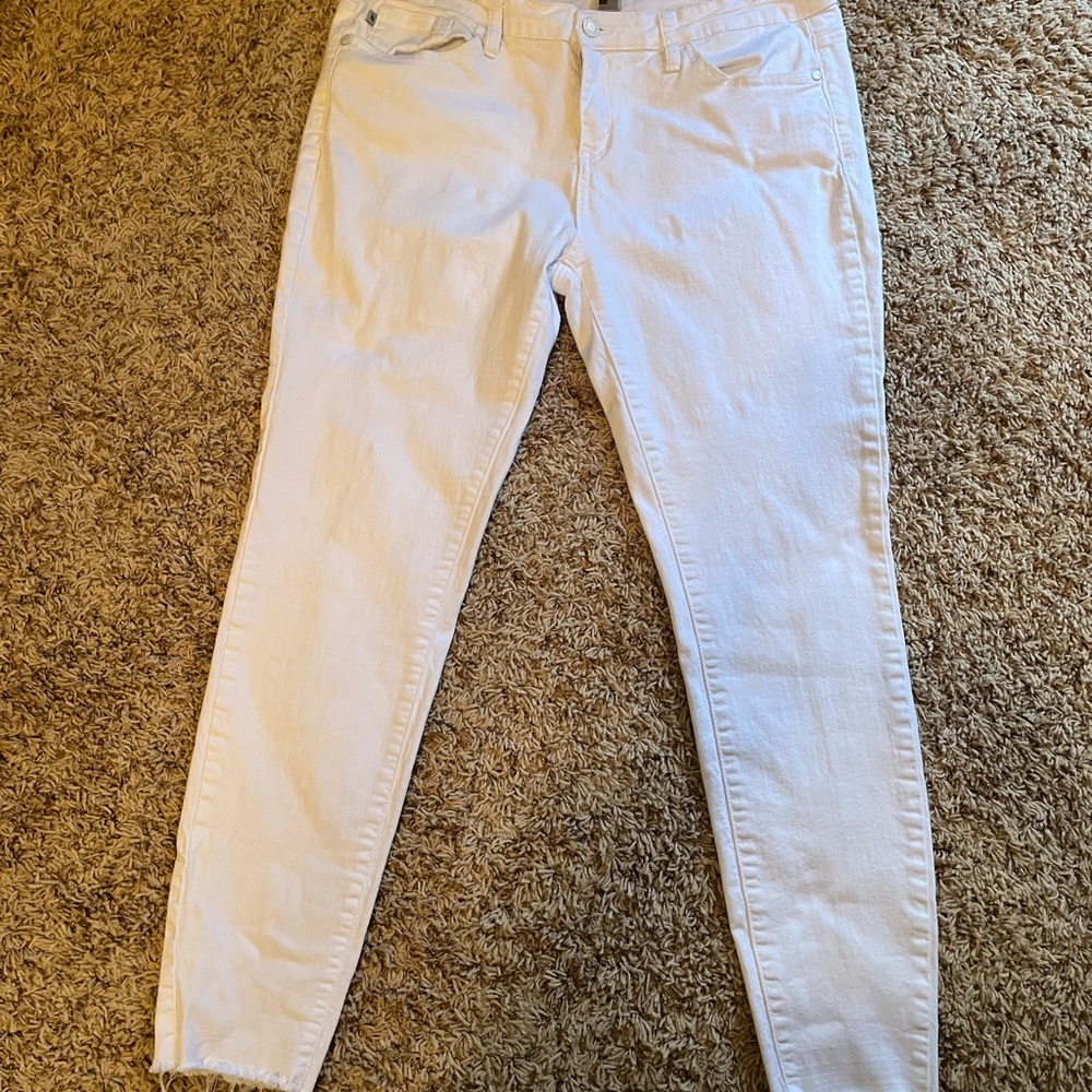 Judy Blue white jean